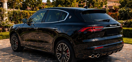 Maserati Grecale vista laterale